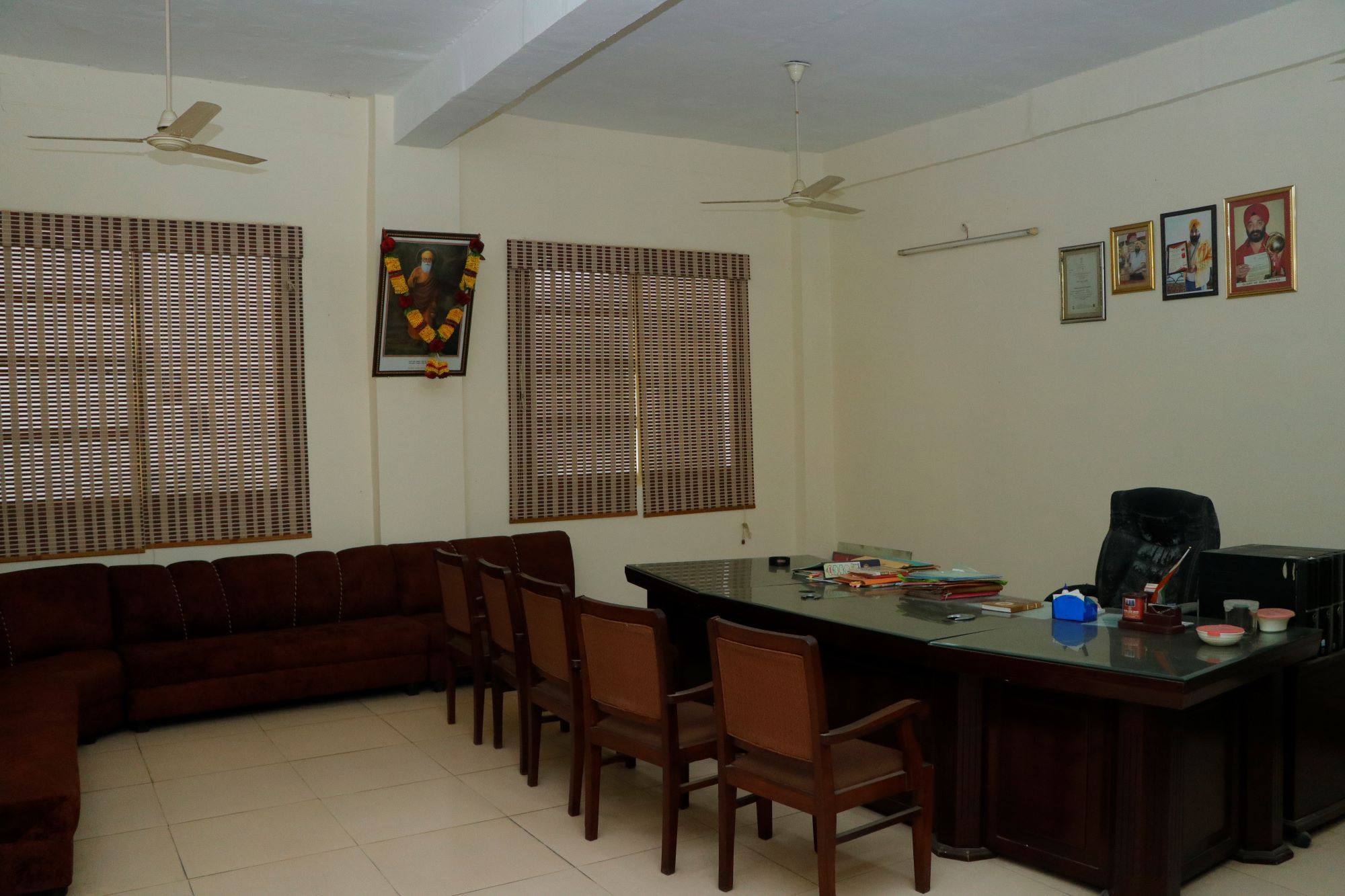 Dolor lorem ipsum sit amet